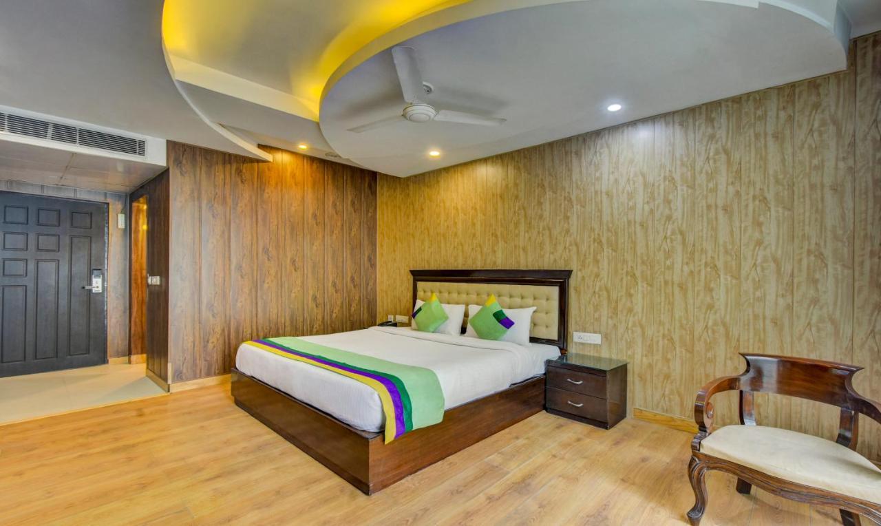 Treebo Elysee, Patel Nagar Dehradun Zewnętrze zdjęcie