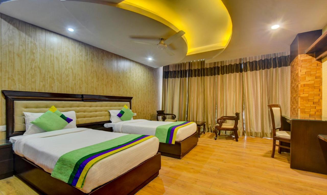 Treebo Elysee, Patel Nagar Dehradun Zewnętrze zdjęcie